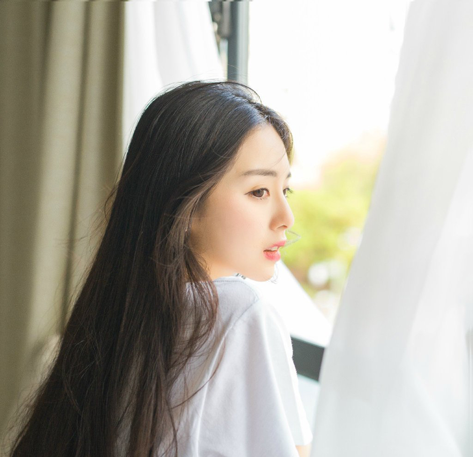 情愿让日子过得忙迫，也不要让日子过得无聊。——罗兰